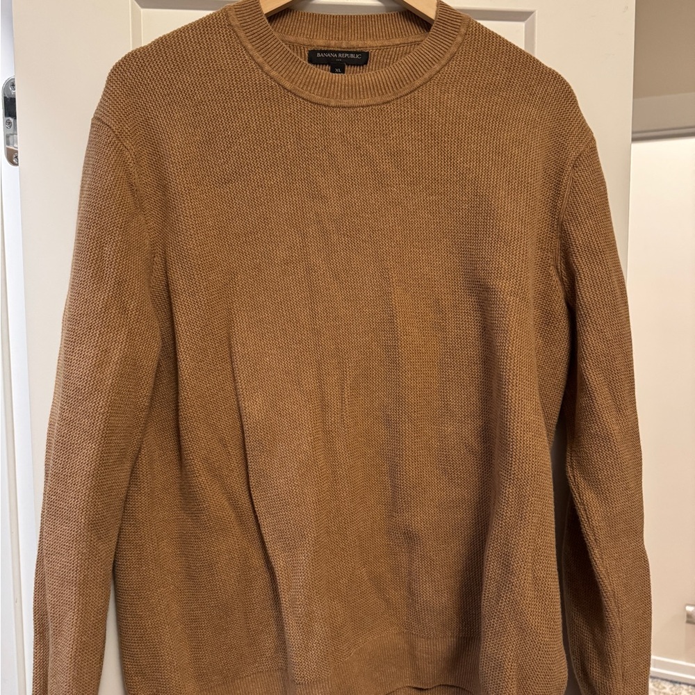 Banana Republic Men's Brown Tan Crewneck Cotton Sweater